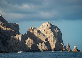 Top 10 Must-Visit Attractions in Cabo San Lucas for Your Next Mexican Getaway