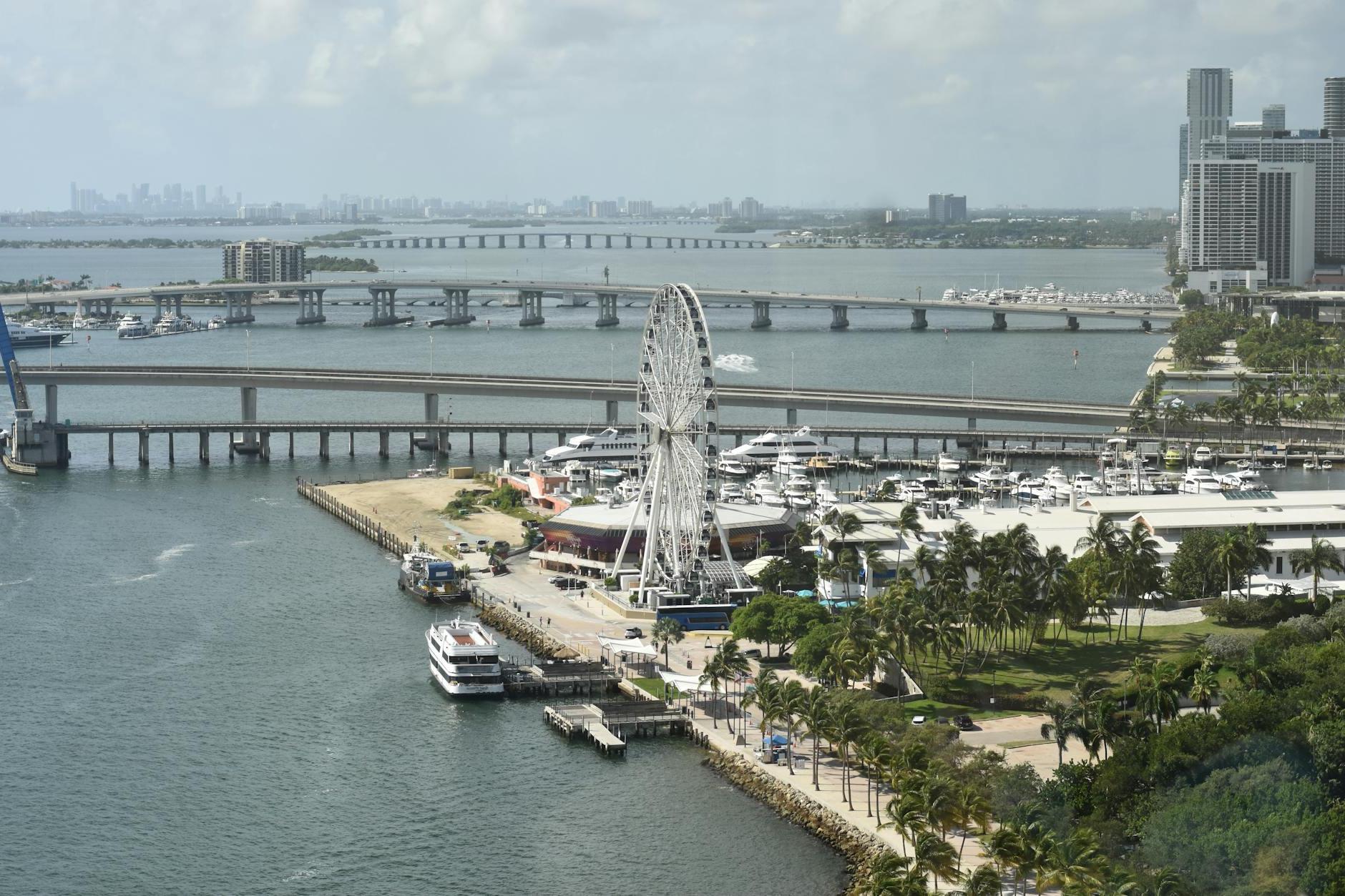 Bayside Marketplace in Miami