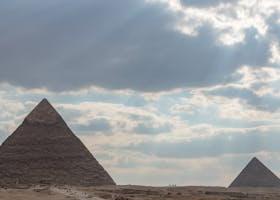 Explore the Wonders of Egypt: Top 10 Must-Visit Places in Giza
