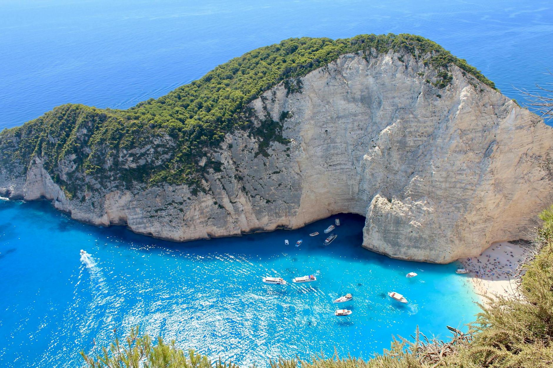 10 Must-Visit Spots in Zakynthos, Greece: Your Ultimate Travel Guide!