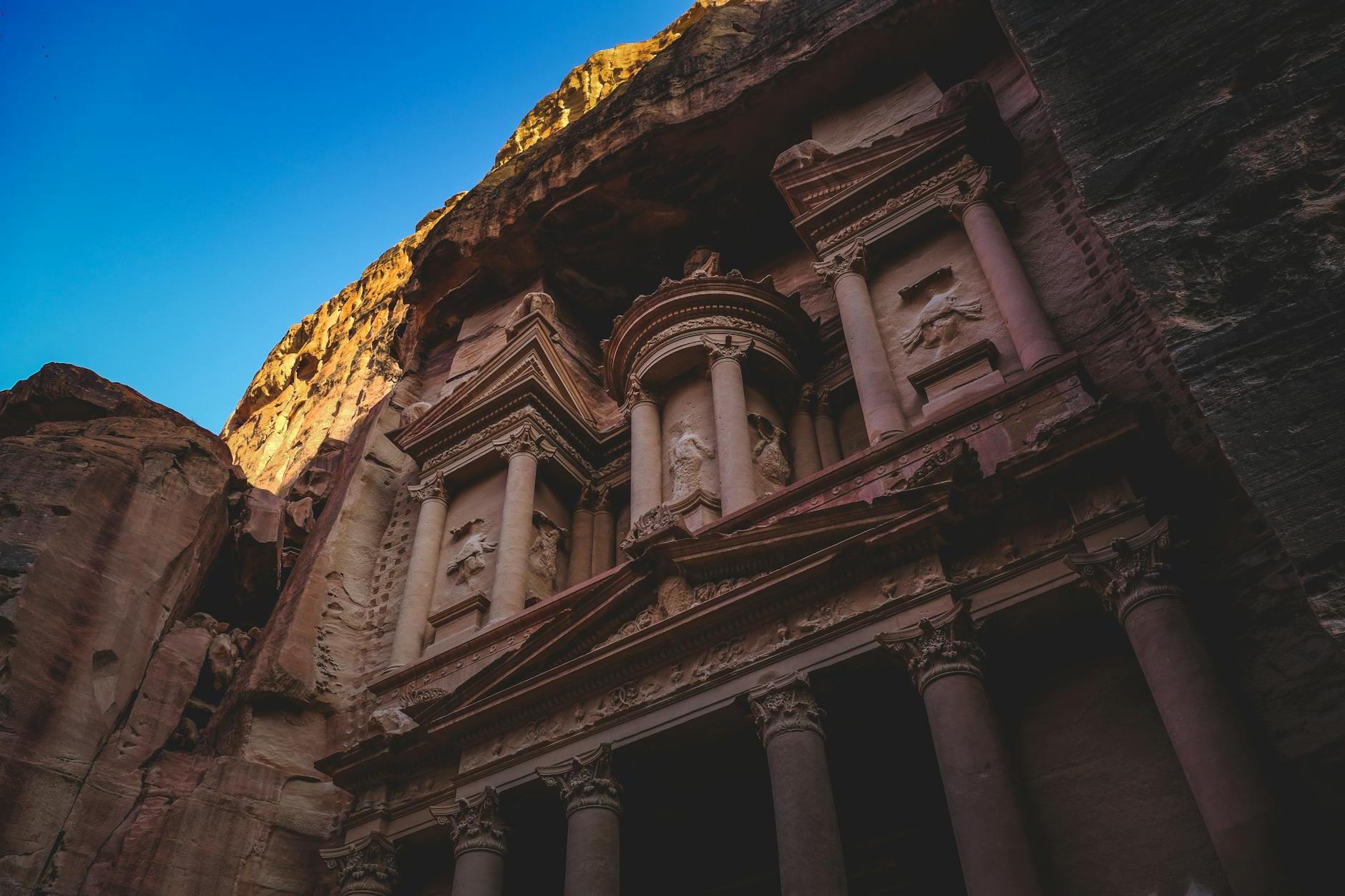 Top 10 Must-See Spots in Petra, Jordan