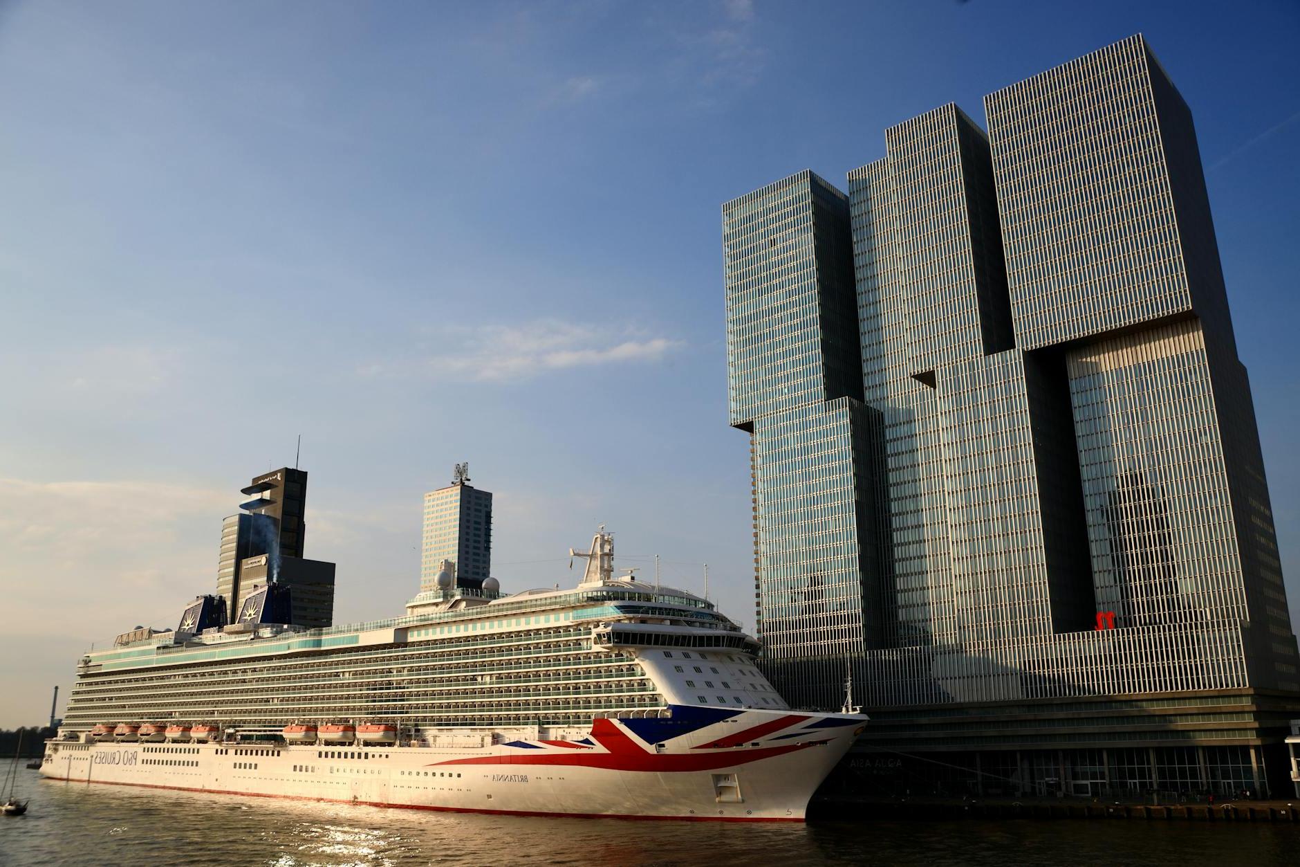 Cruise Ship by De Rotterdam Modern Building