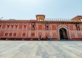 Top 10 Must-Visit Places in Jaipur, India