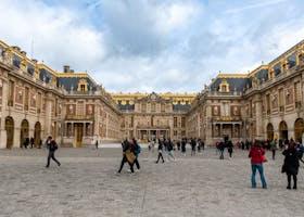 10 Must-See Places in Versailles, France