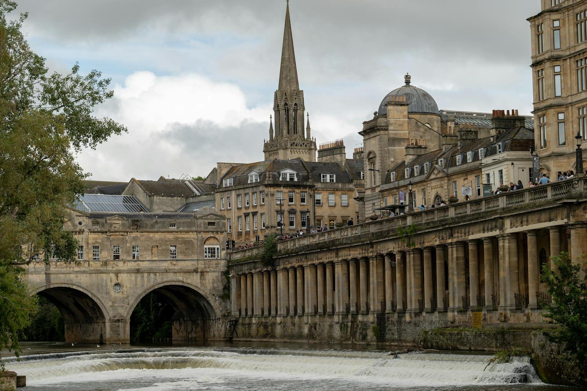 Top 10 Must-Visit Spots in Bath, England