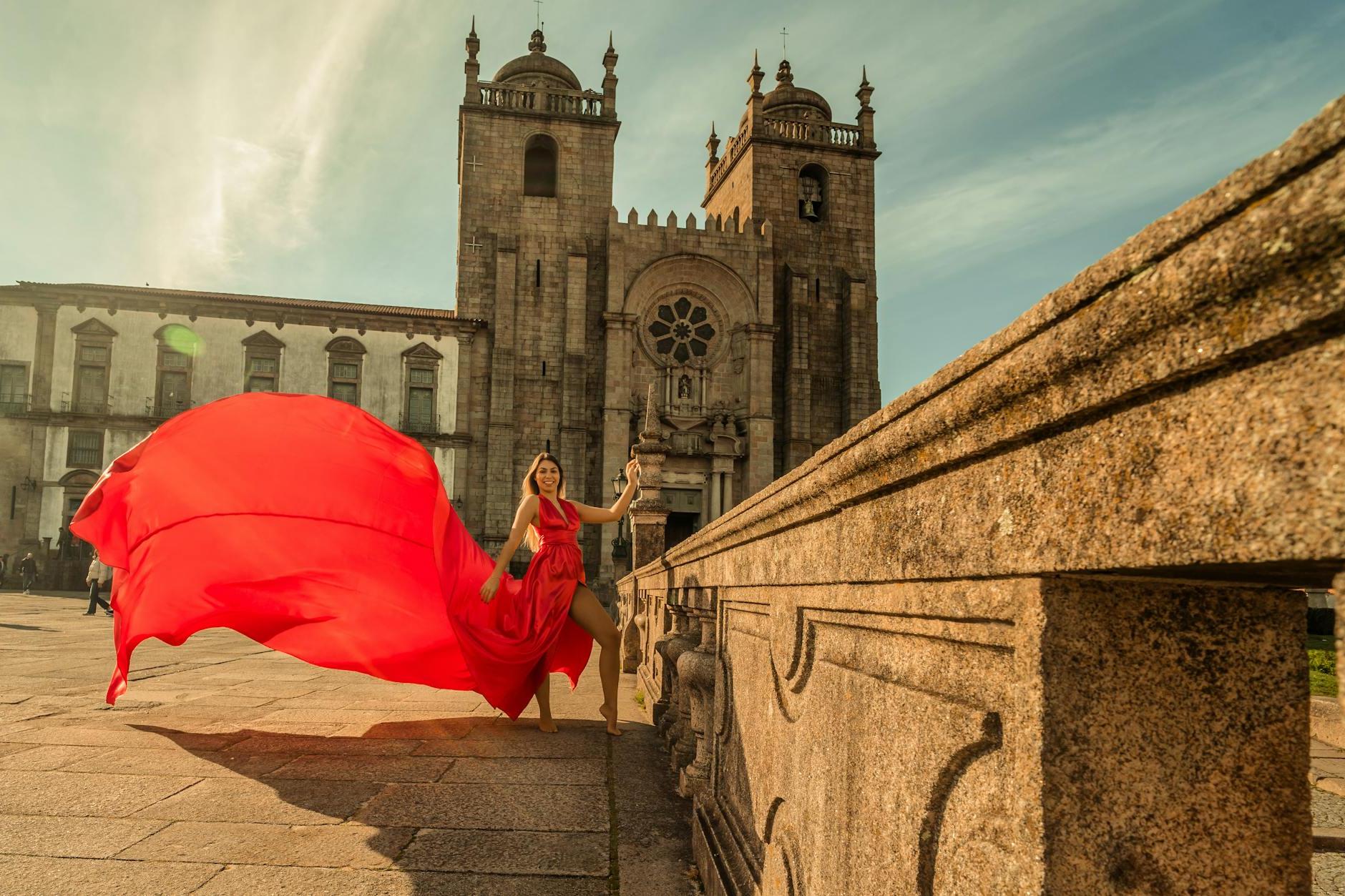 Discover the Charm of Portugal: Top 10 Must-See Attractions in Porto