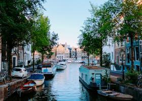 10 Must-See Attractions in Amsterdam: Your Ultimate Guide to the Venice of the North
