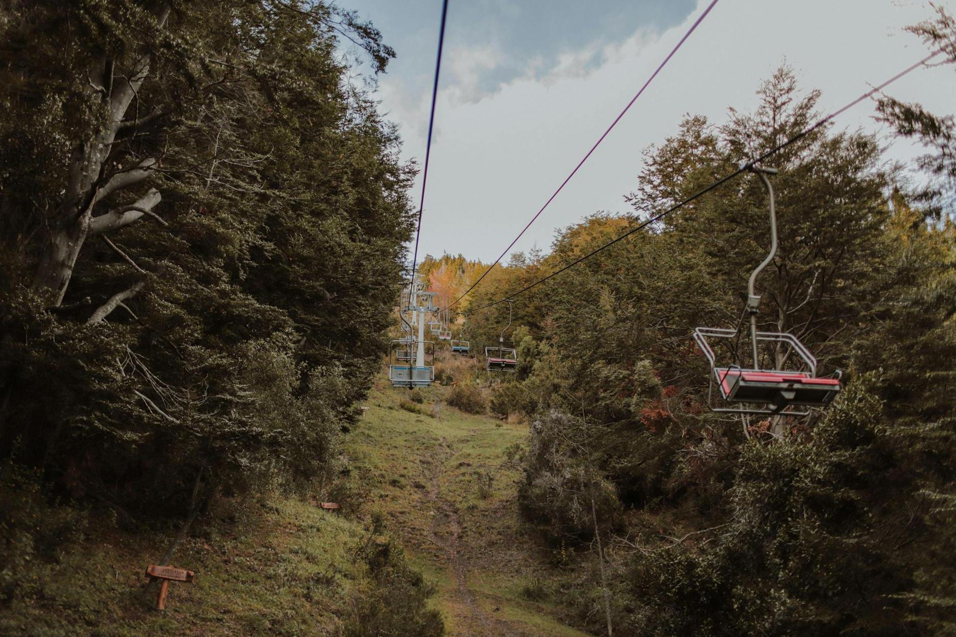 Cableway in mountainous terrain in daylight