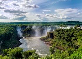 Top 10 Must-See Attractions in Foz do Iguacu, Brazil