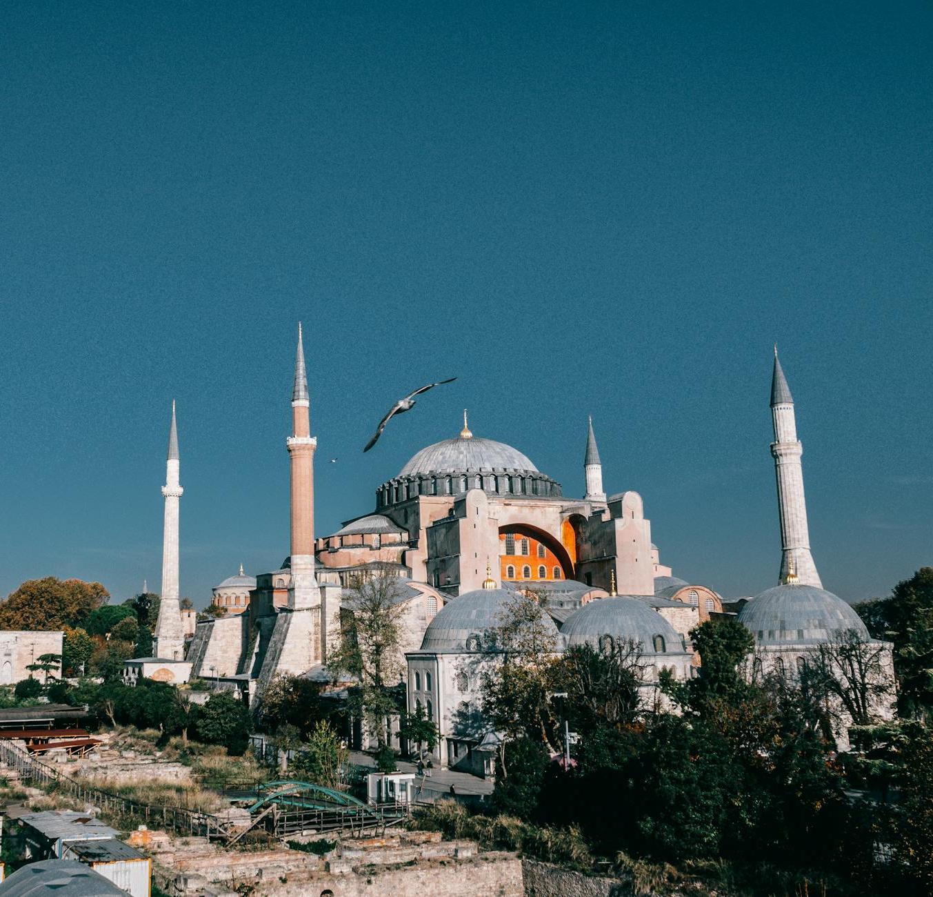 Discover the Magic: Top 10 Must-Visit Attractions in Istanbul