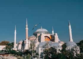 Discover the Magic: Top 10 Must-Visit Attractions in Istanbul