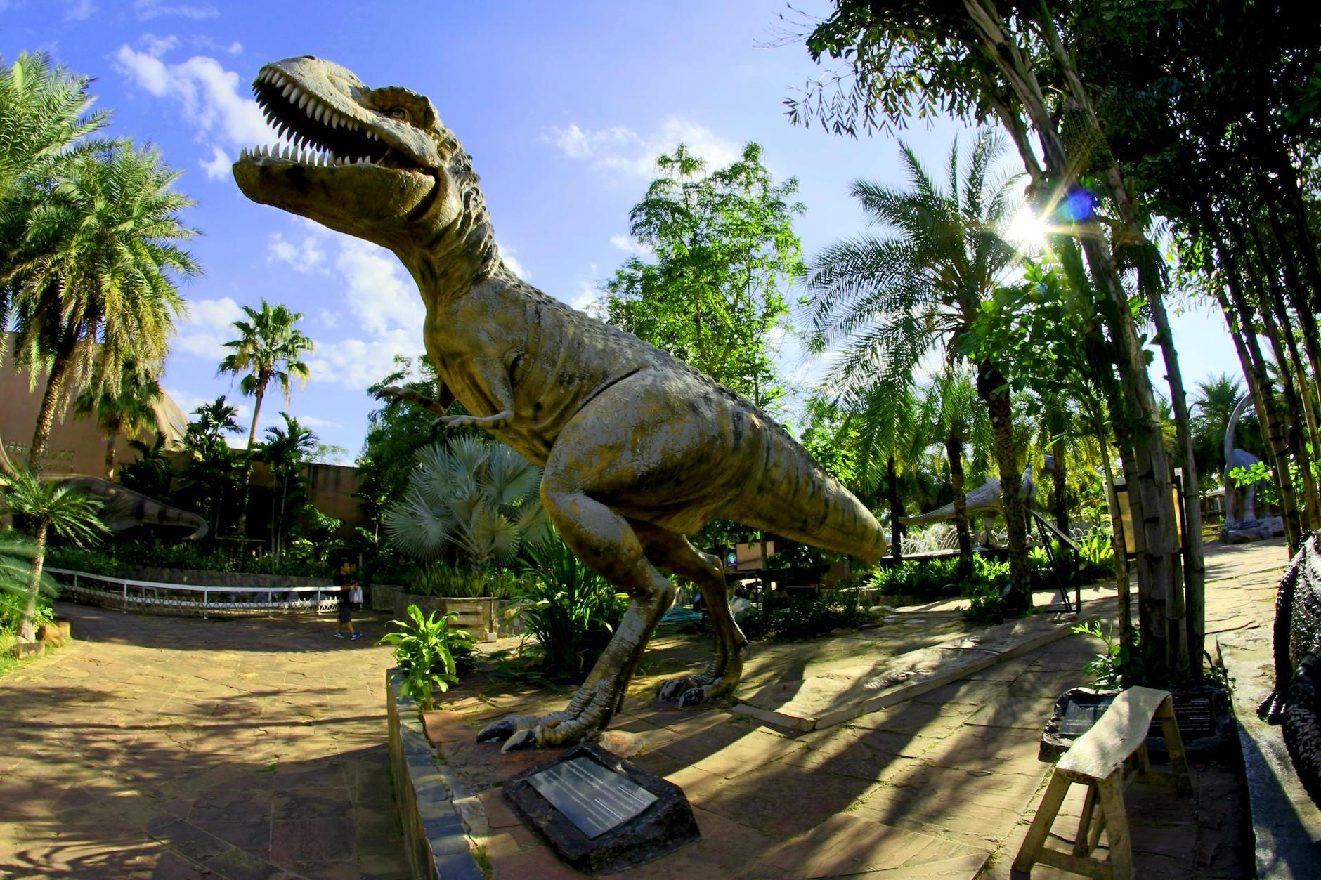 Dinosaur Statue